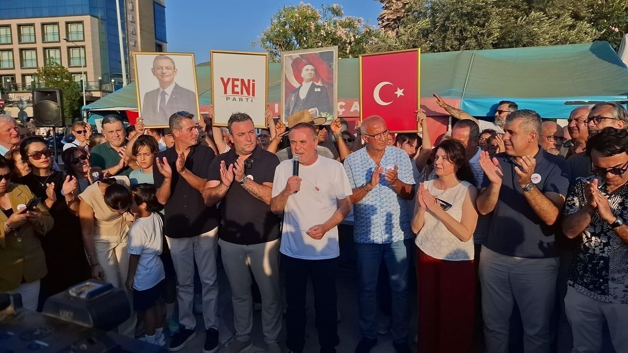 Yeni Parti Kusadasindan Davet Var 687035 D8F262