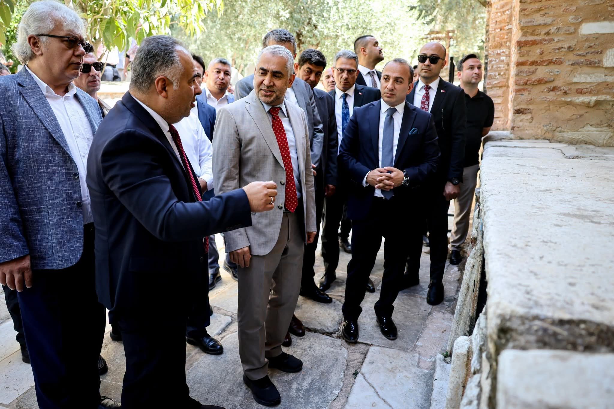 Ahilik Haftasinda Ahmet Gaziye Vefa 692573 5D2A33