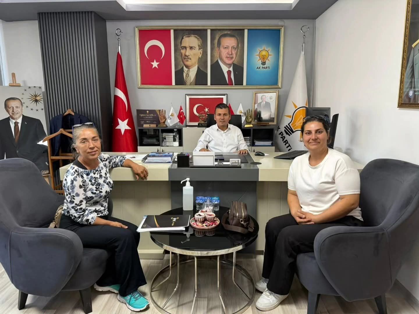 Ak Parti Kusadasinda Uye Katilimlari Hiz Kazandi 695699 C5469F