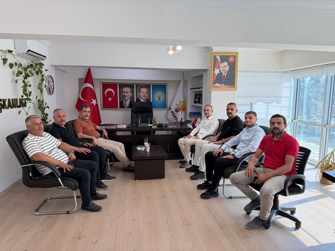 AK Partili Erdem’den Didim teşkilatına sürpriz ziyaret