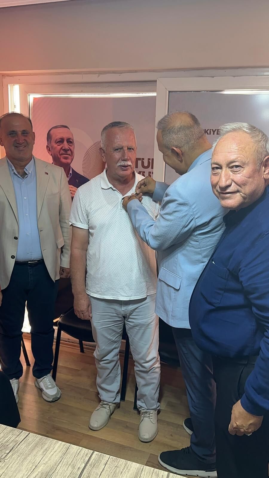 Ak Partinin Yeni Vekili Ilk Ziyareti Incirliovaya Yaptiayagi 689451 194B76