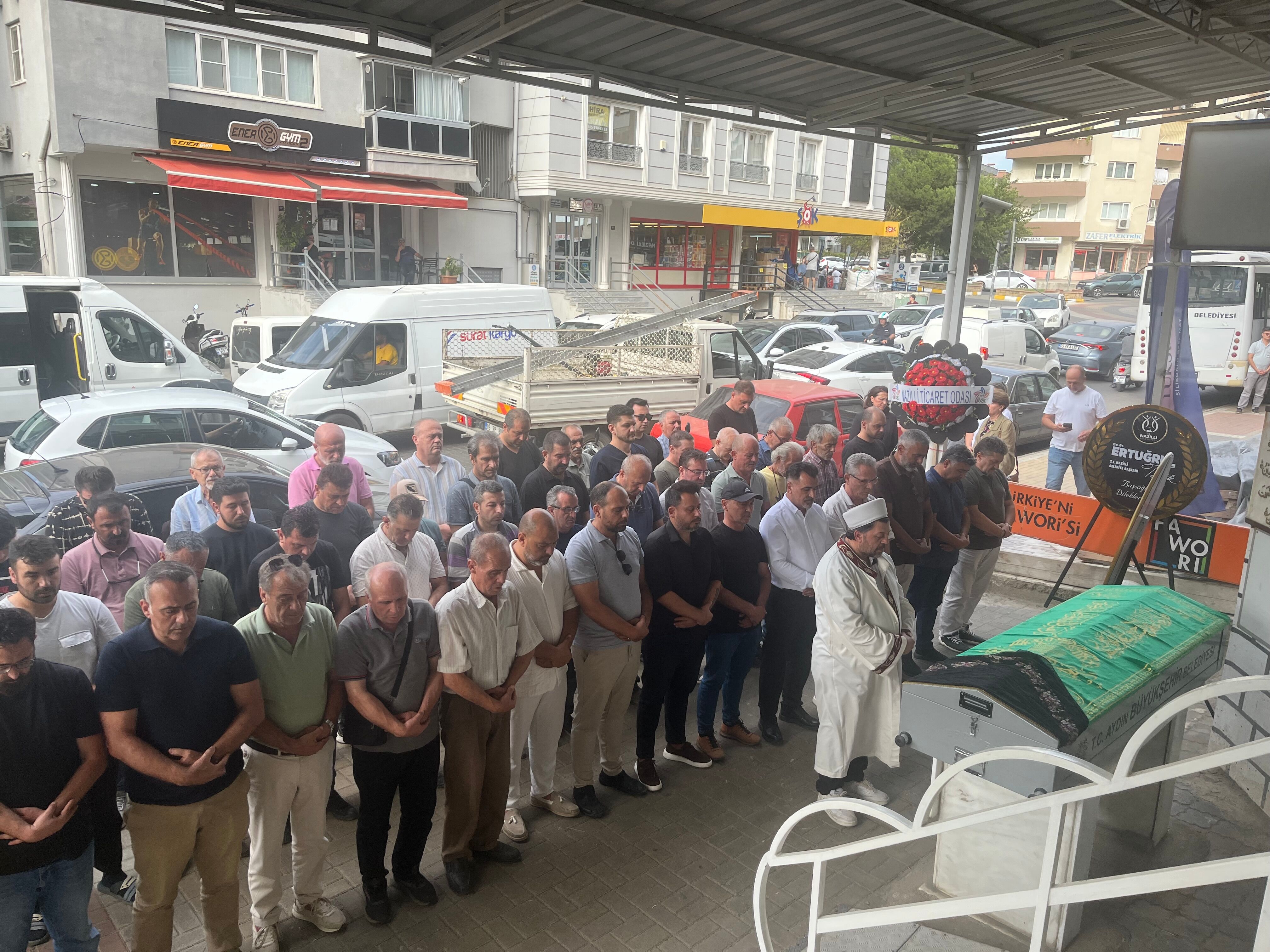 Anne Balikci Son Yolculuguna Ugurlandi Nazillide Huzunlu Sal 692594 Ae1A24