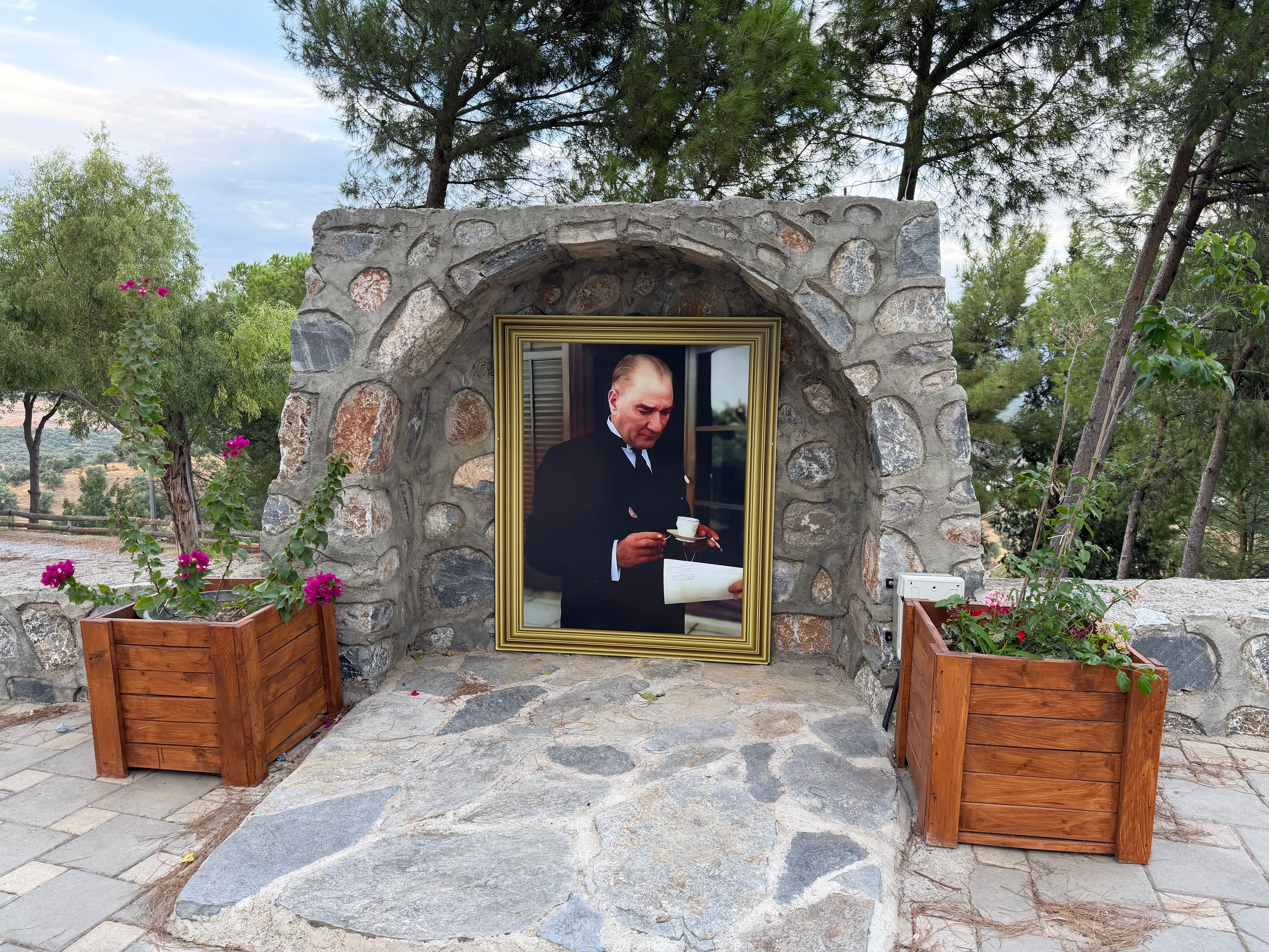 Ataturkun Ziyareti Ile Tarihe Gecen Tepe Sahin Tepesi 692772 02C018