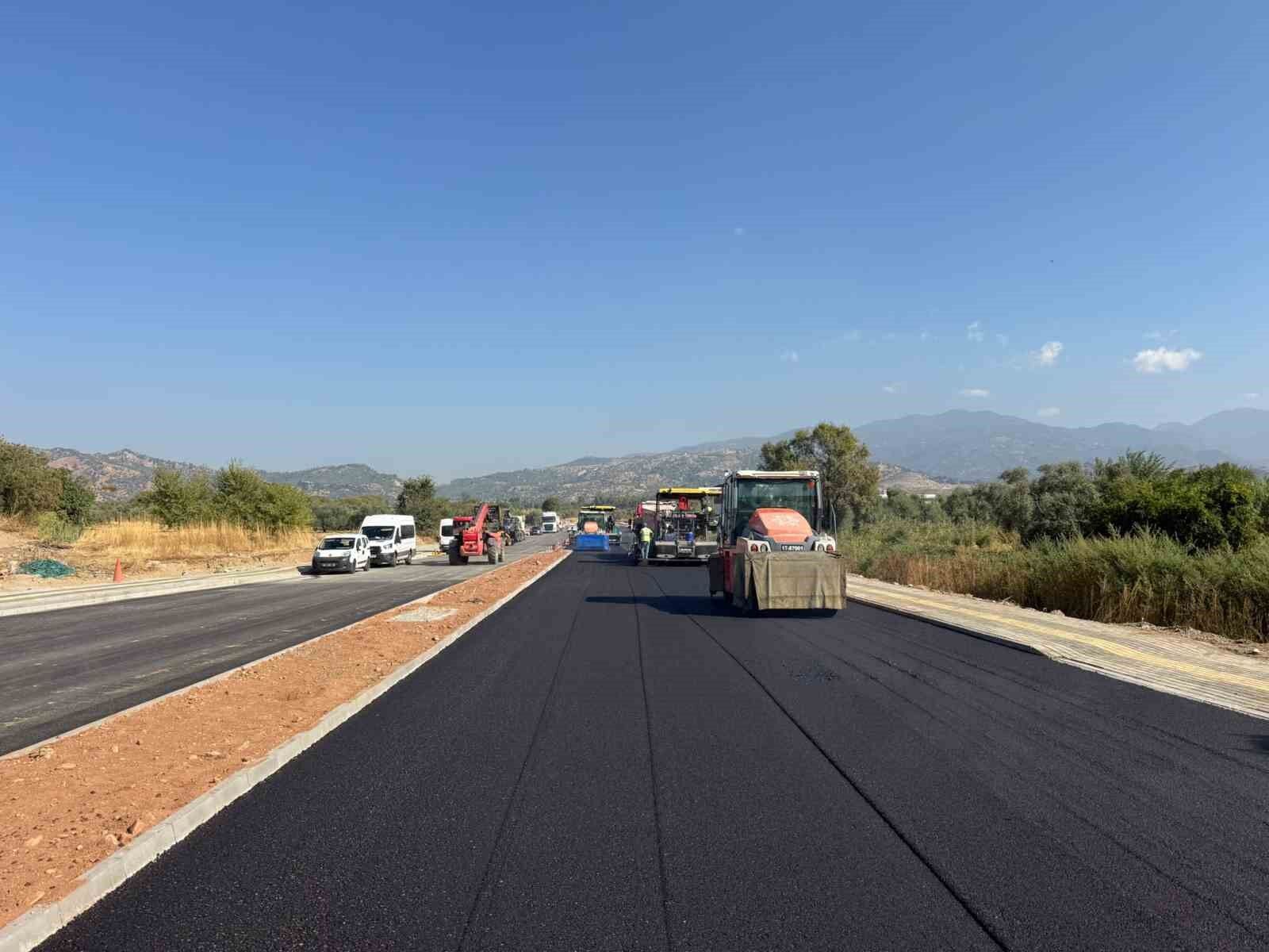 Aydin Buyuksehir Kent Genelinde Yol Yapim Ve Yenileme Calismalarini Surduruyor 1789740008669 622684