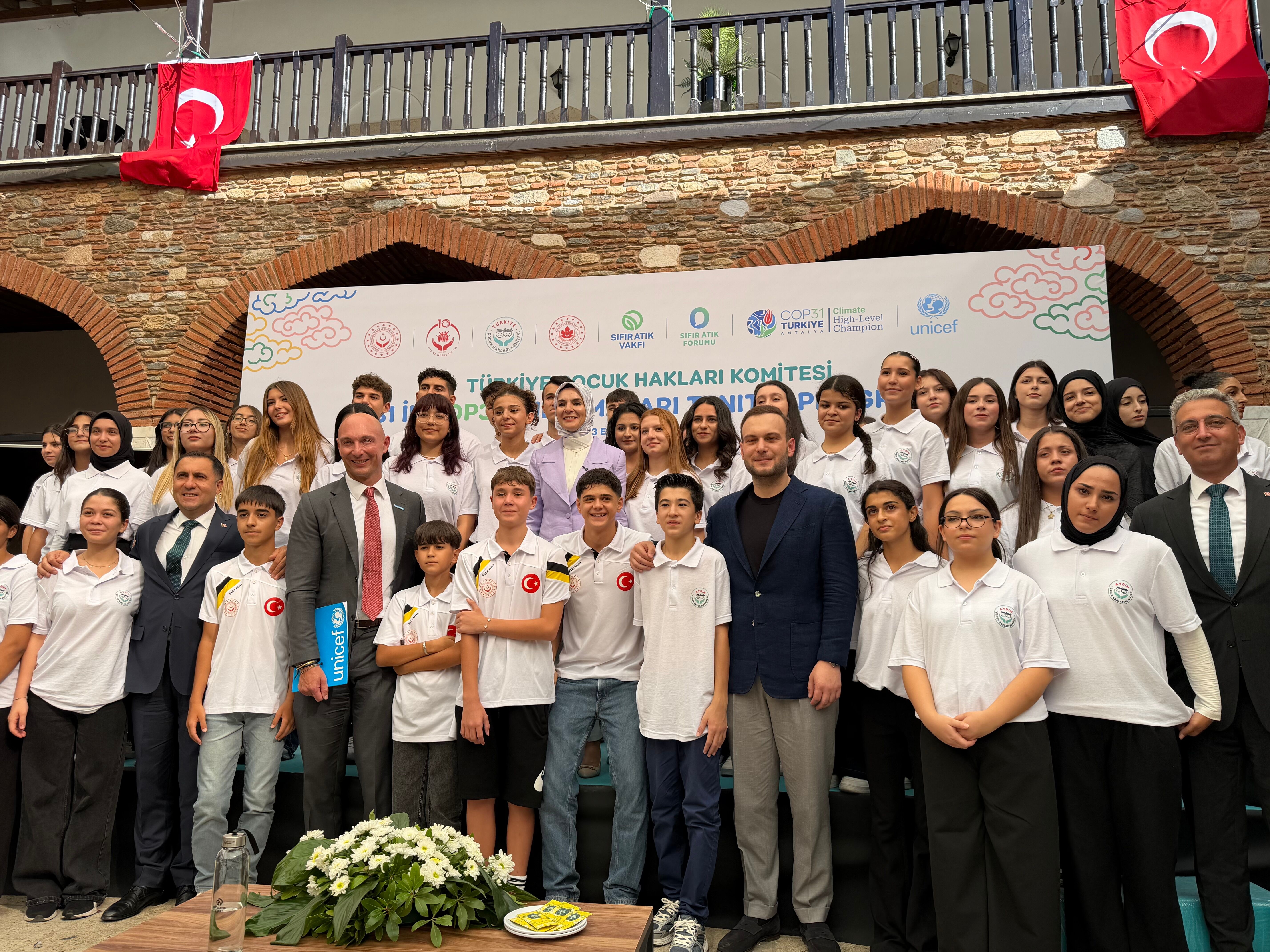 Aydinda Cocuklarin Iklim Mesajlari Cop31E Tasinacak 692054 Cfc419