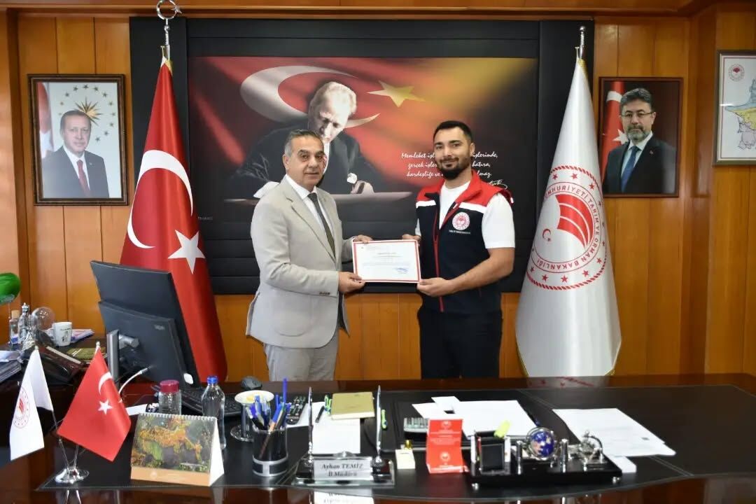 Aydinda Kahramanlara Tesekkur Belgesi 691024 D1Bf99