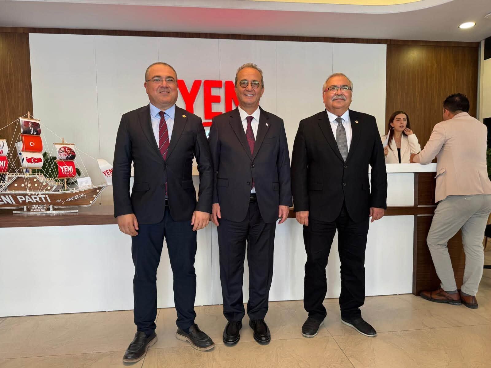 Aydinin 3 Milletvekili De Katildi 689254 Ef2E57