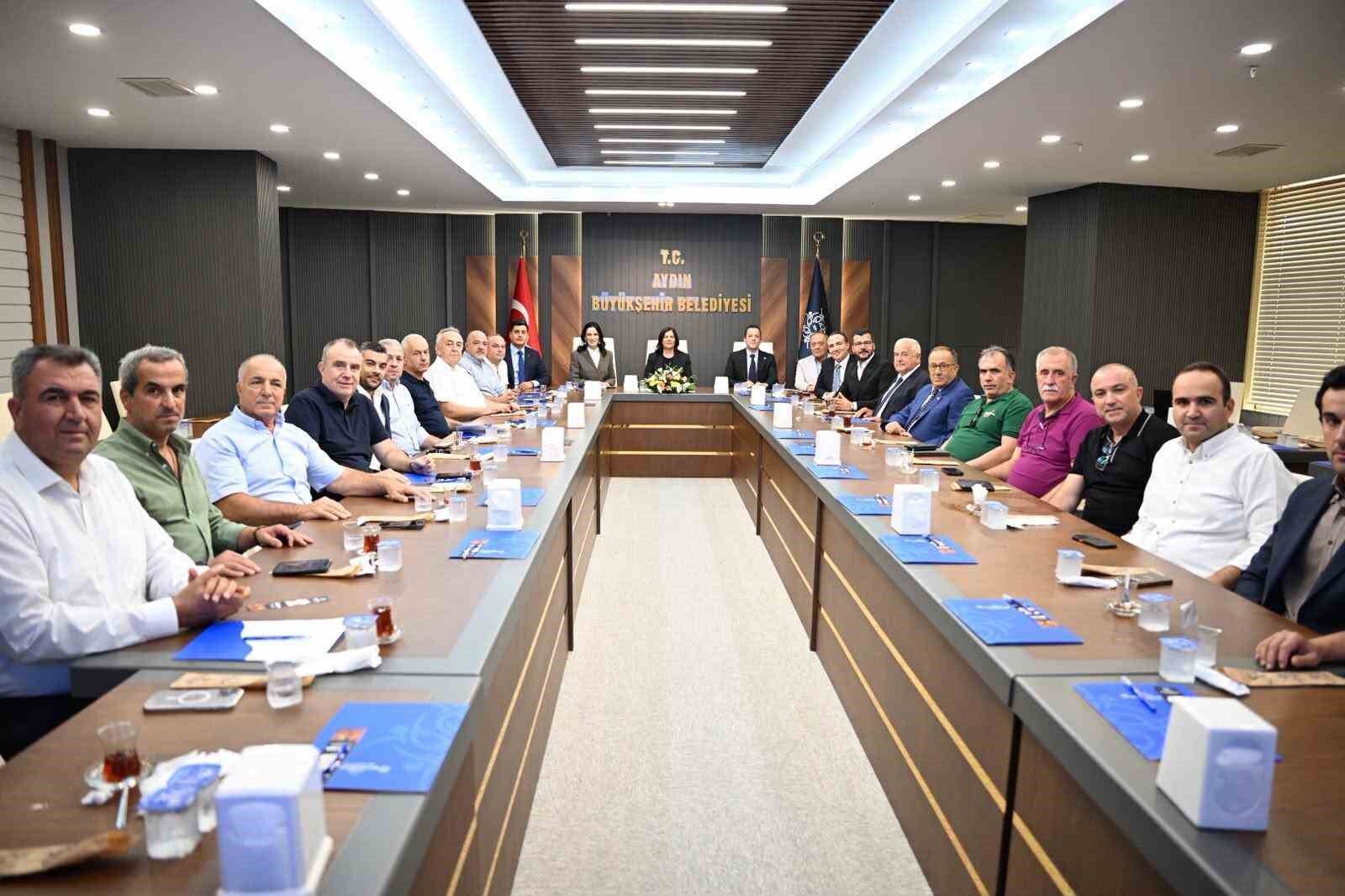 Baskan Cercioglu Incir Ihracatcilari Ile Bulustu 1790096100726 169451