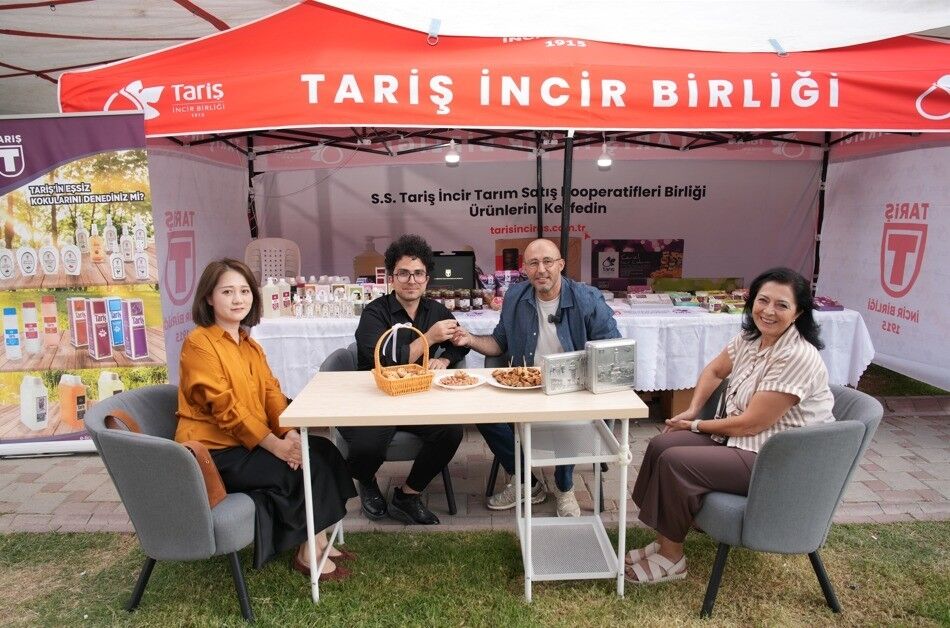 Baskan Zencirci Cinli Misafirlerini Agirladi 694642 3E52Cb