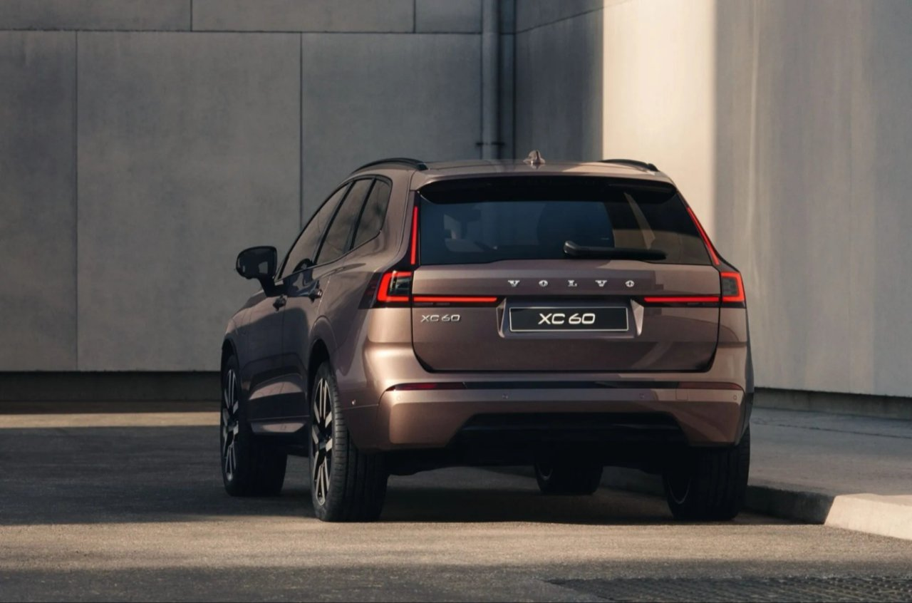 Benzinli Motoru Haftalarca Calistirmayacak Volvodan Sasirtan Hibrit 1816250 Photogallery 20260915225608 5
