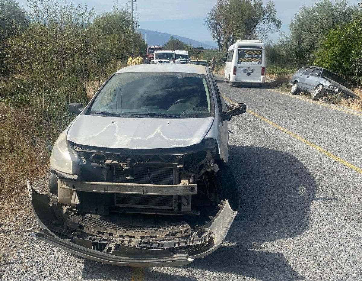 Bozdogan Da Zincirleme Trafik Kazasi 2 Yarali 1789479303680 173146