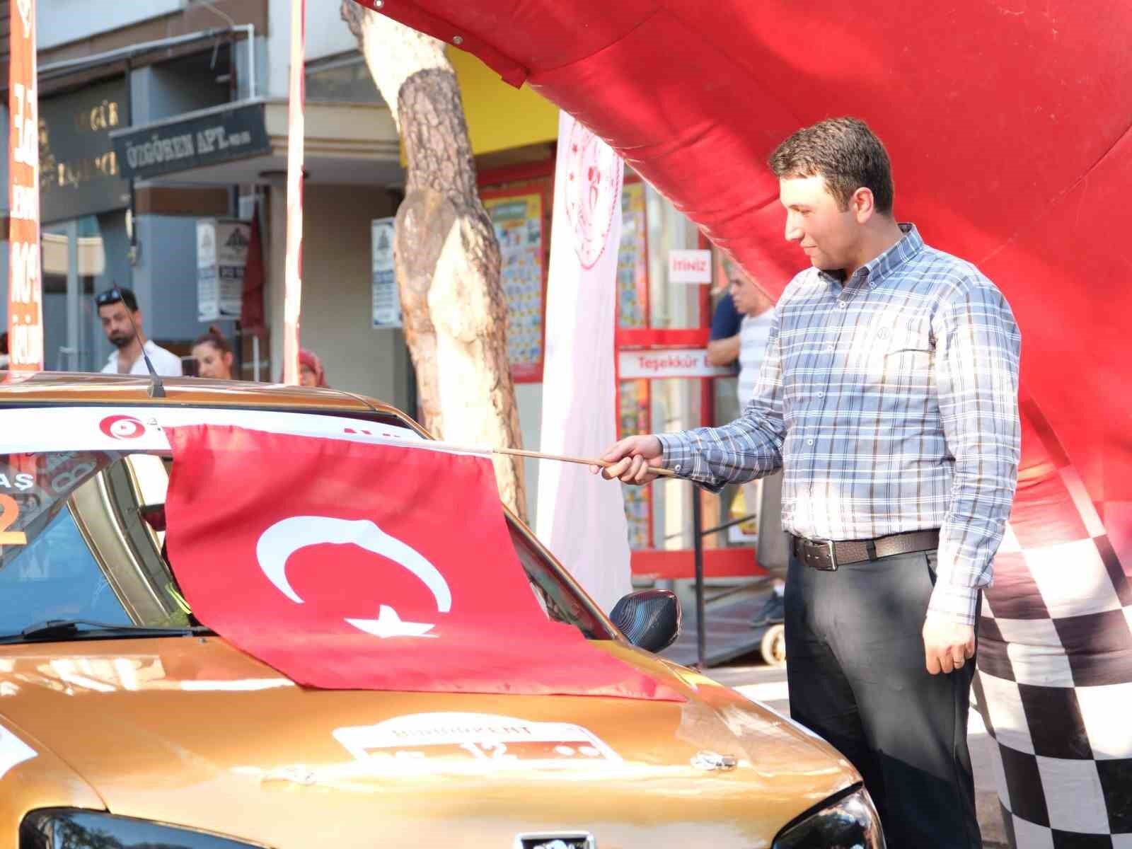 Buharkent Te Yaris Seremonik Start Ile Basladi 1788626104928 529