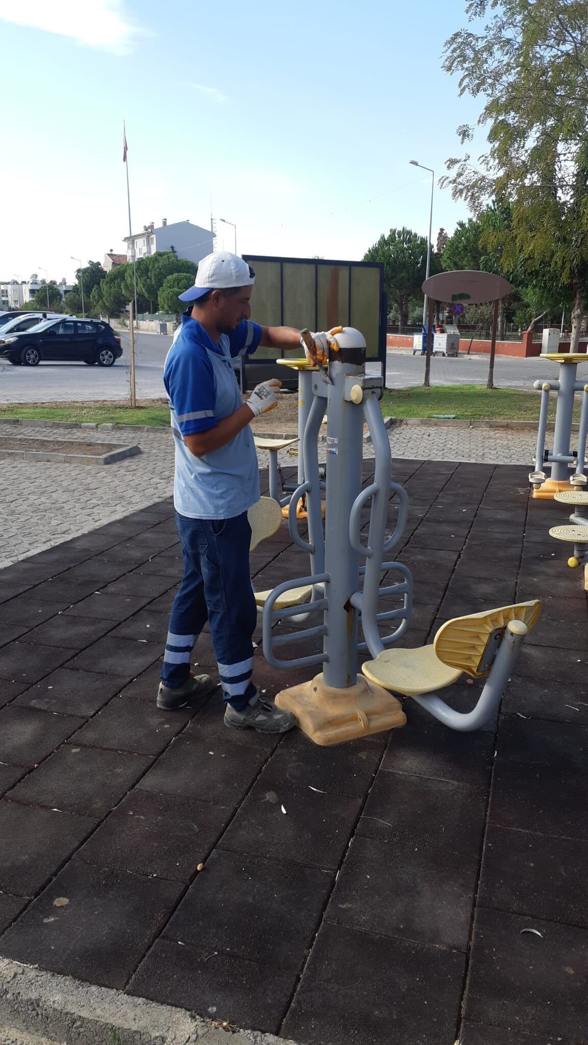 Didim Belediyesi Parklarda Bakim Calismasi 693945 A45D47