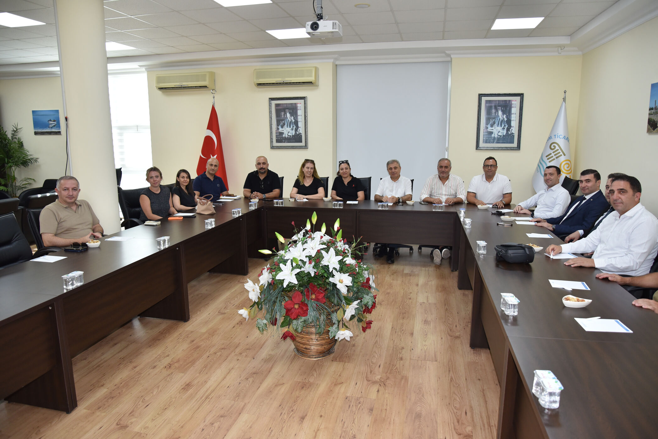 Didim Ticaret Odasi Banka Mudurlerine Uyelerinin Sorunlarini 692844 33Ab9F