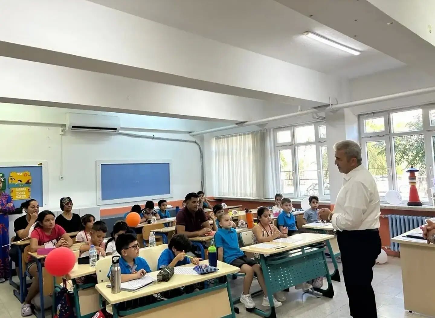 Didim’de uyum haftası heyecanına Müdür Çalışkan’da ortak oldu