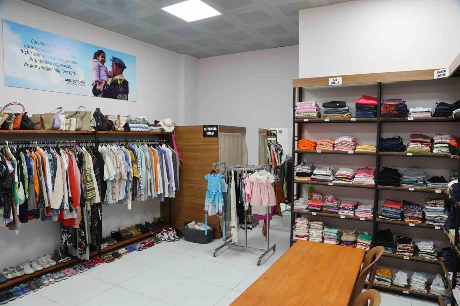 Efeler Belediyesi Nden Ihtiyac Sahiplerine Ucretsiz Giyim Destegi 1788422102750 637853