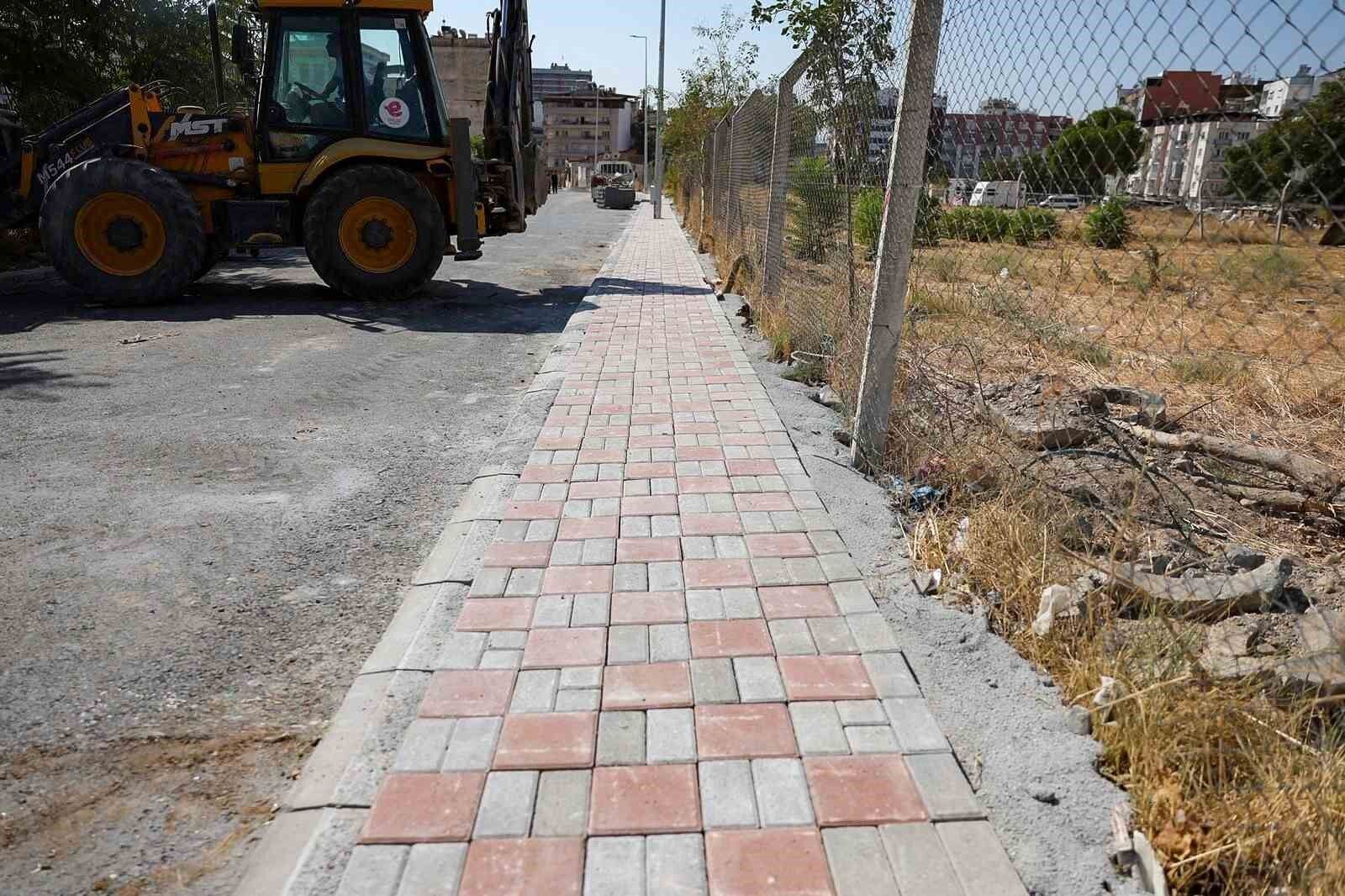 Efeler De Asfaltlama Calismalari Devam Ediyor 1788502803066 44729