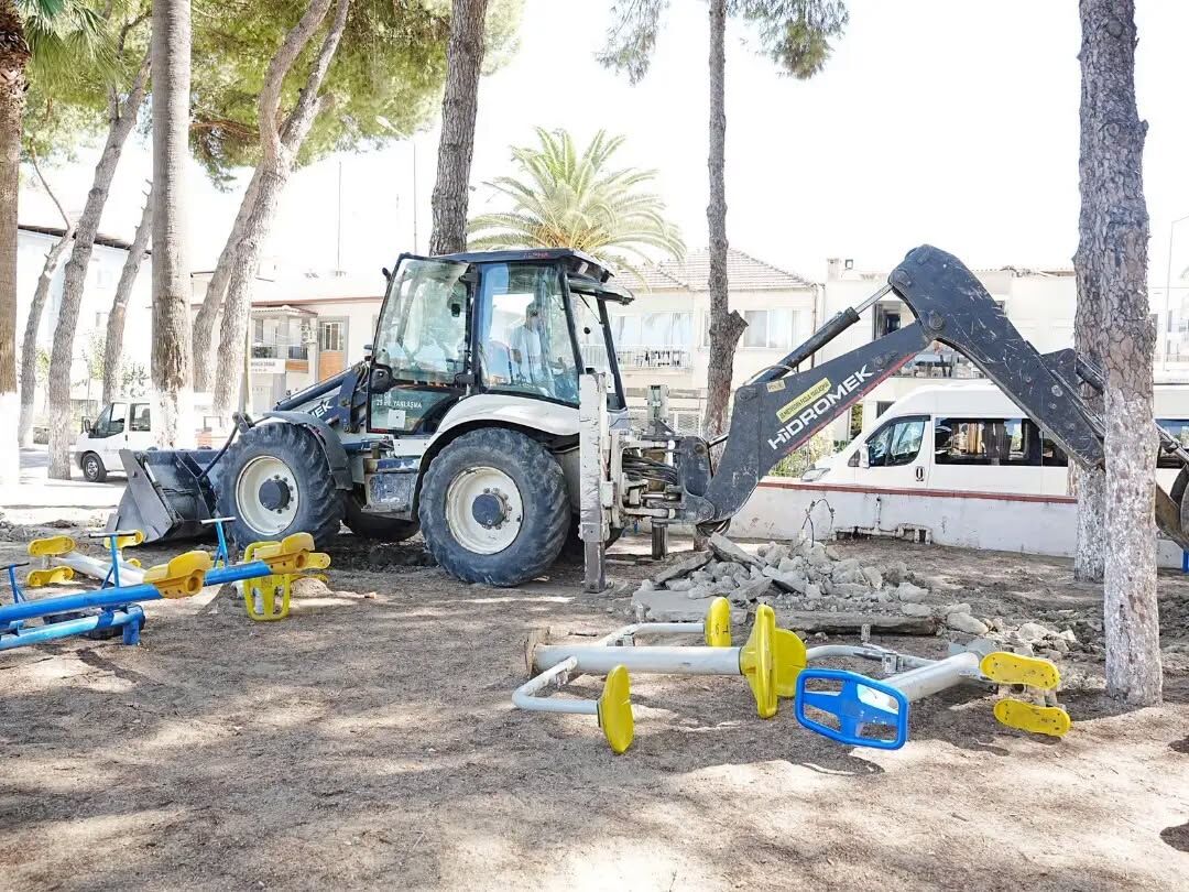 Germencik’te park yenileniyor: Başkan Zencirci: "Estetik bir görünüme kavuşturacağız"