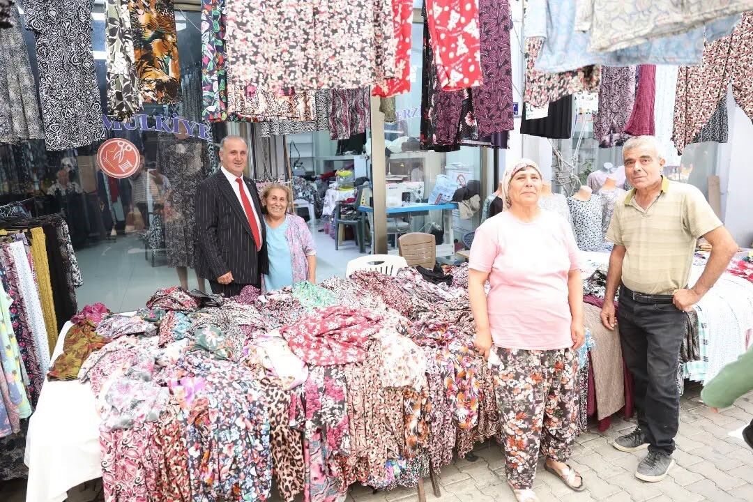 I Ncirliova Belediye Baskani Kaya Pazar Esnafi Ve Vatandaslarla Bulustu 1789833604505 969238
