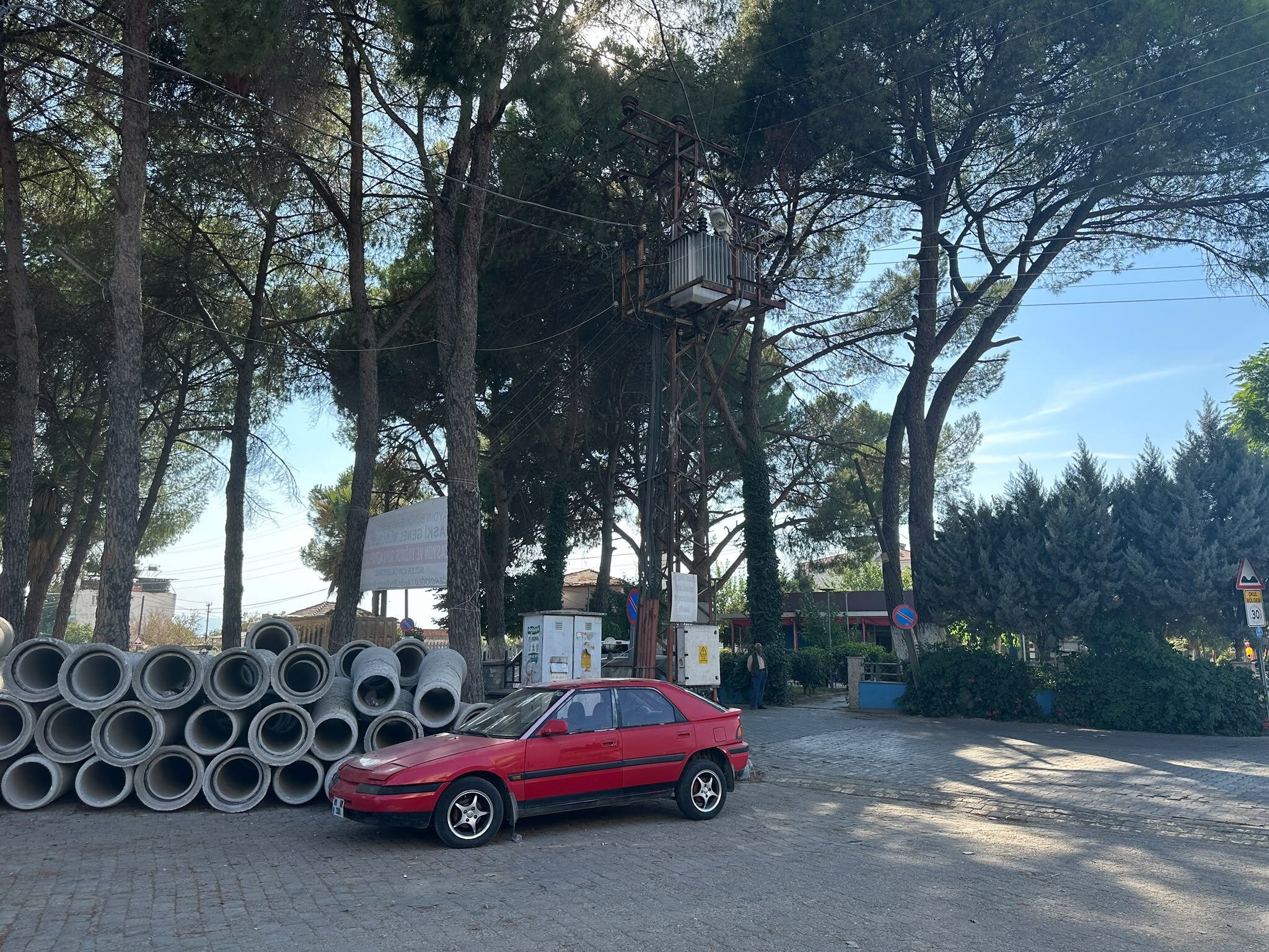 Incirliovada Elektrik Direkleri Kaldiriliyor Kablolar Yer Al 693994 77B47A