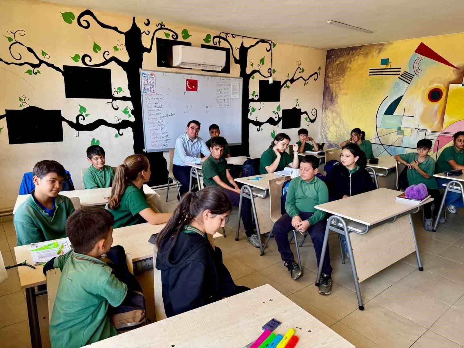Kaymakam Sözen, Yazıkent’te öğrencilerle bir araya geldi