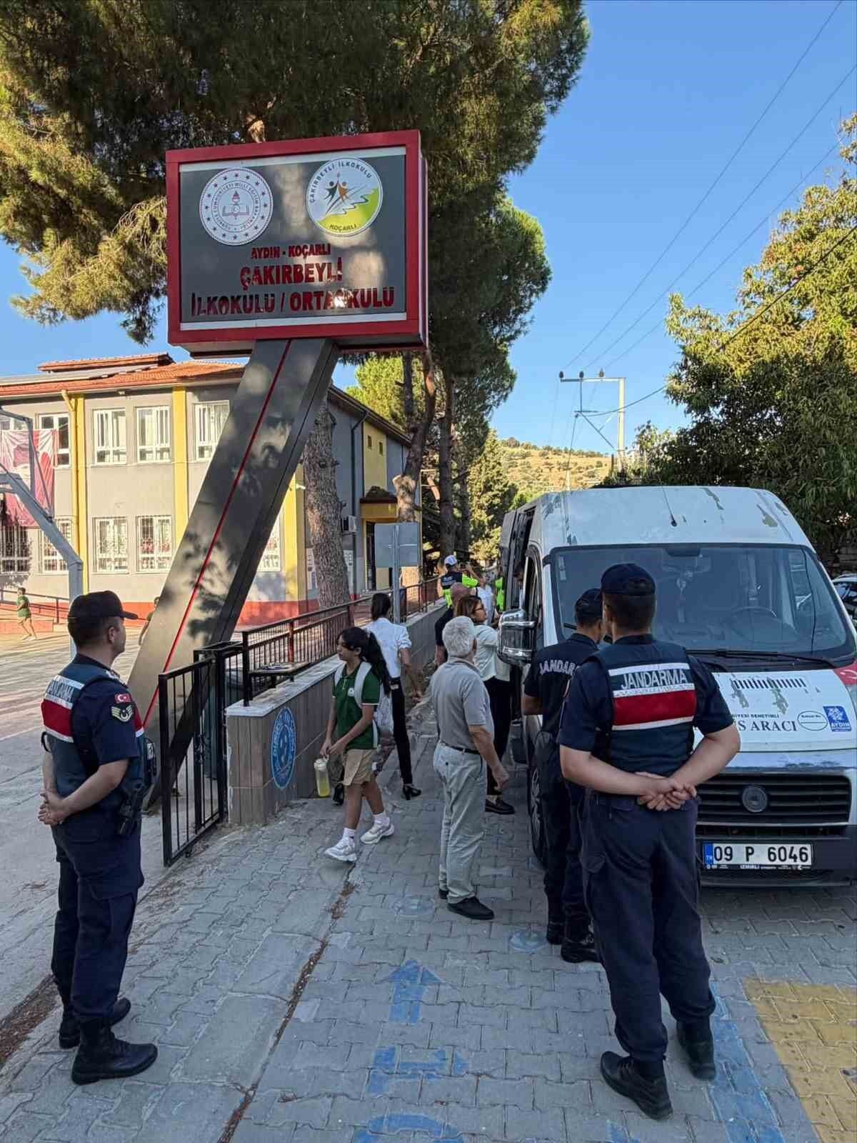 Kocarli Da Okul Cevrelerinde Guvenlik Tedbirleri Artirildi 1789379703112 33325