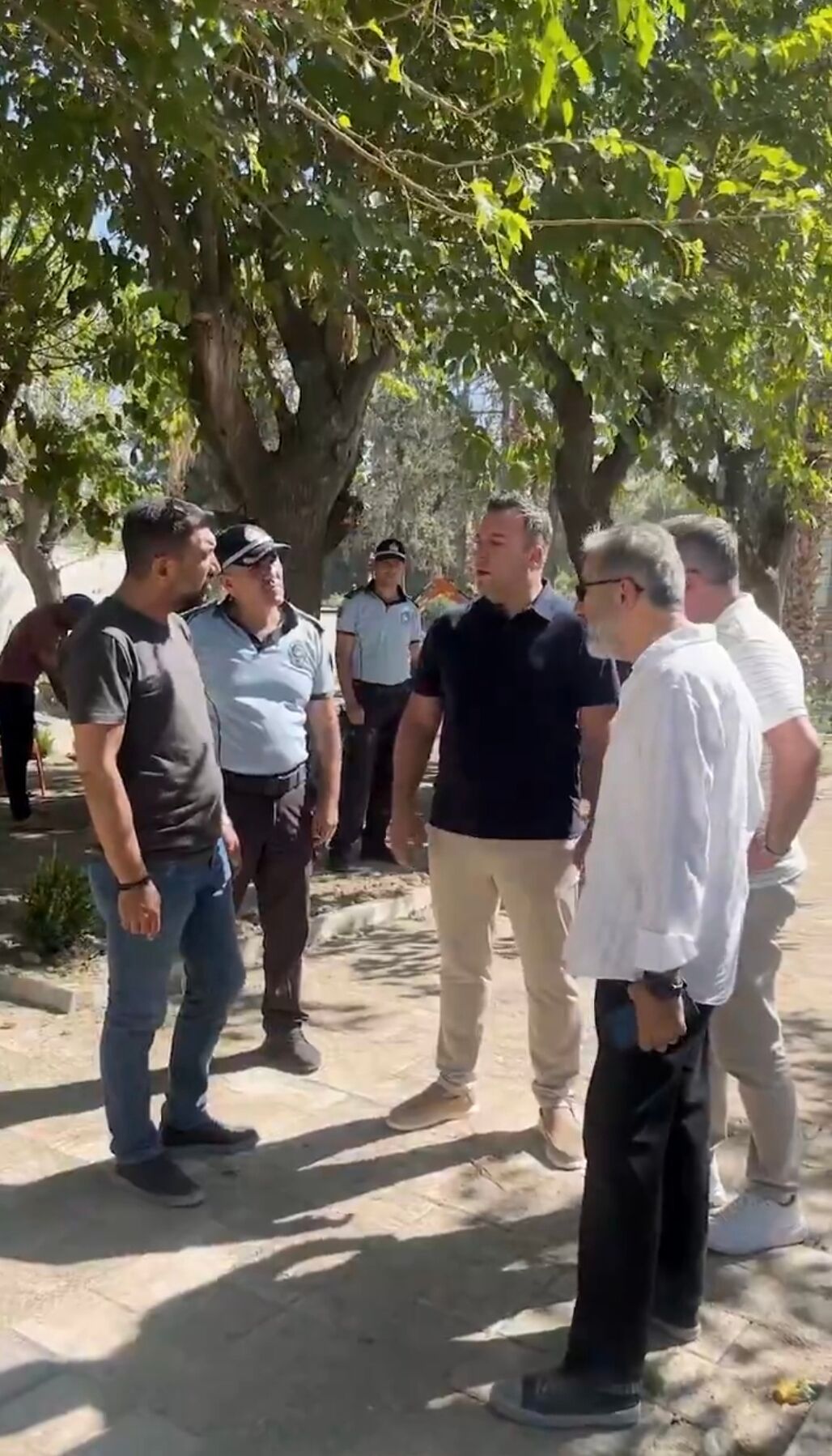 Kusadasi Belediye Baskan Vekili Demirtastan Kamuoyuna Duyuru 692871 E080D3