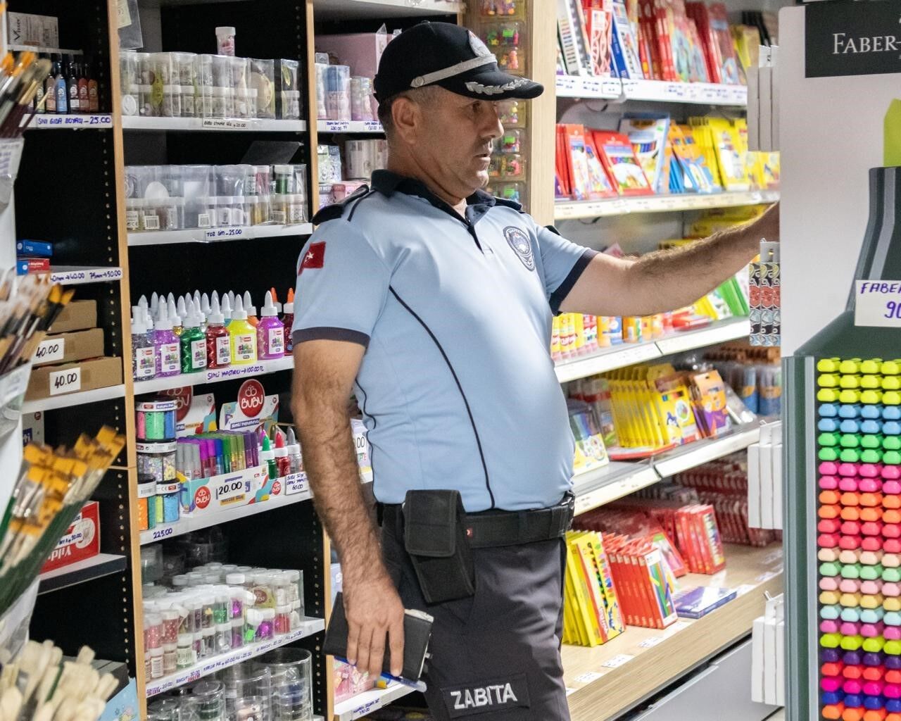 Kusadasi Belediyesi Nden Kirtasiyelere Siki Denetim 1789458001887 257907