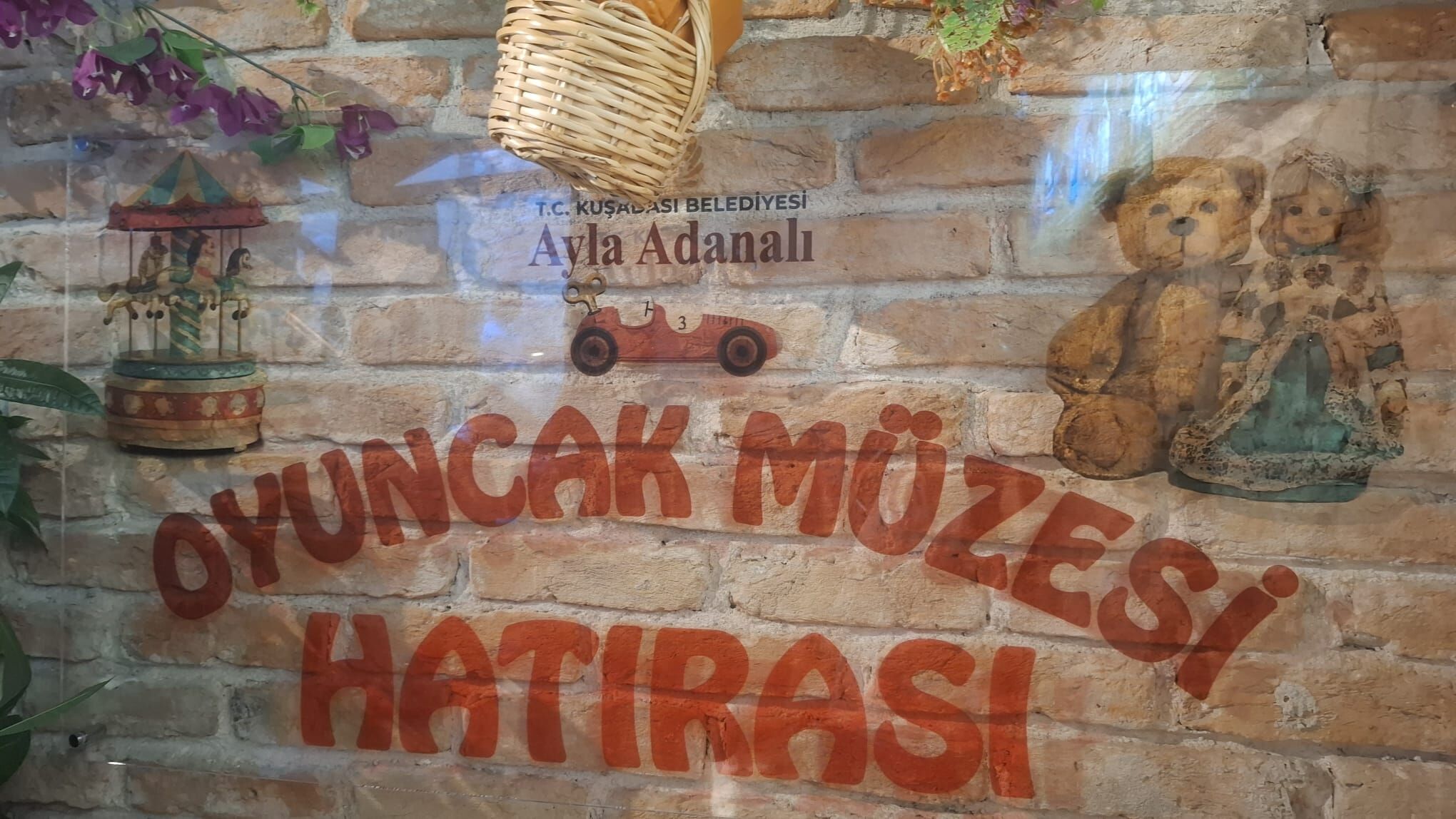 Kusadasi Oyuncak Muzesinde Nostalji Yolculugu Basladi 693140 62E012
