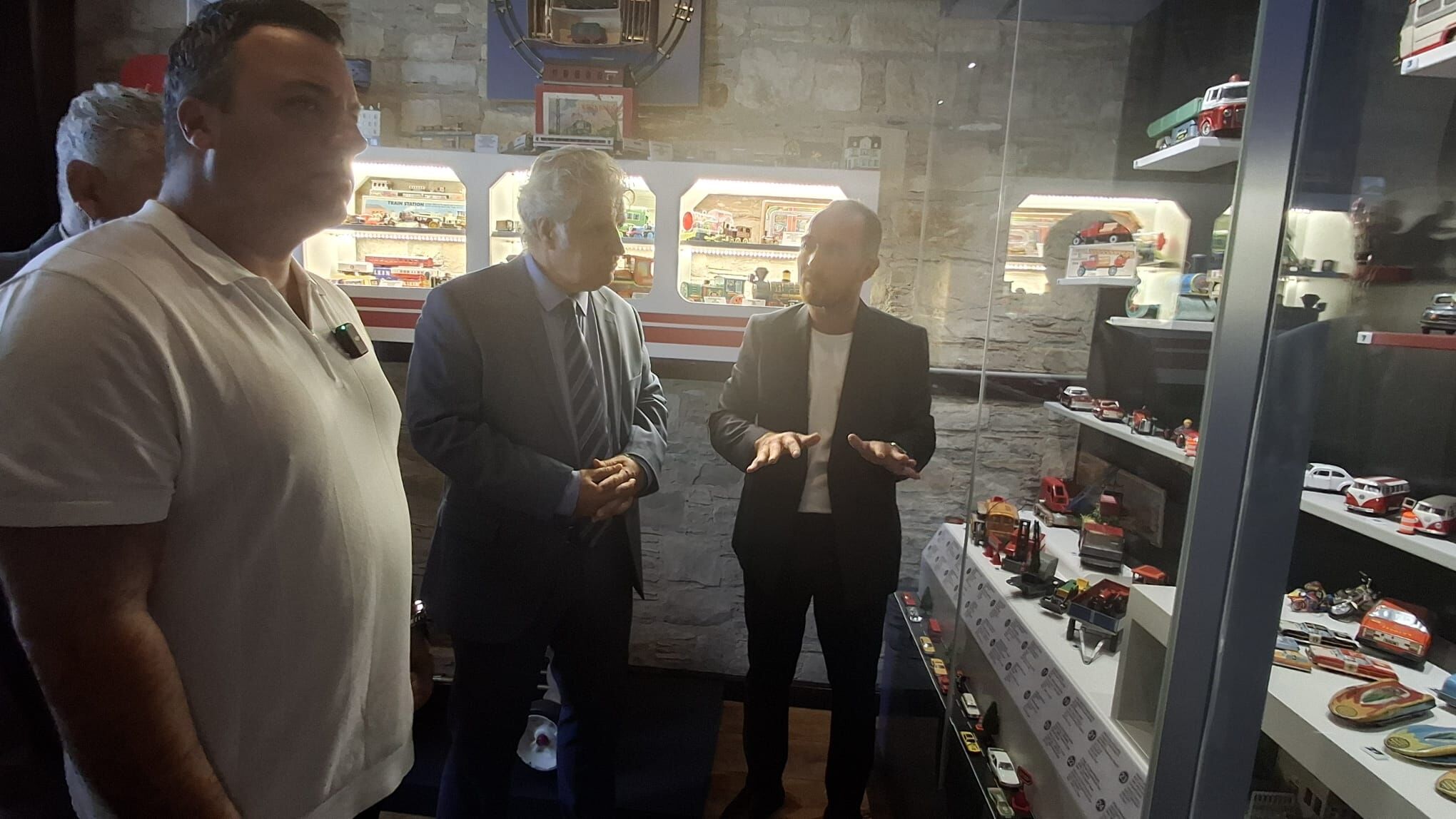 Kusadasi Oyuncak Muzesinde Nostalji Yolculugu Basladi 693140 744C80