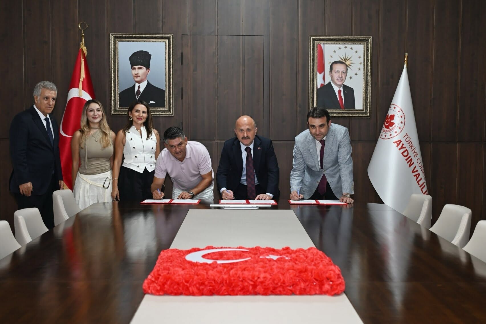 Kusadasinda Hayirsever Destegiyle Egitime Yeni Yuva 689452 31B26D