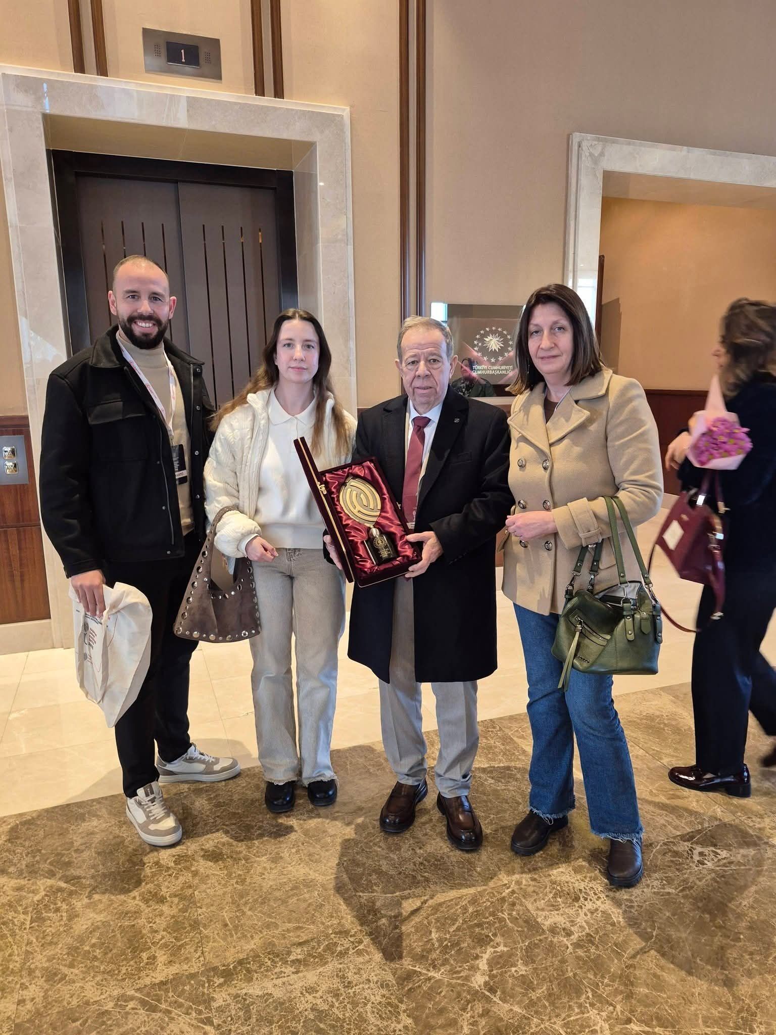 Kusadasinin Kadim Zanaatkari Mustafa Karpuzcu Mesaleyi Oglun 695966 Afd29A