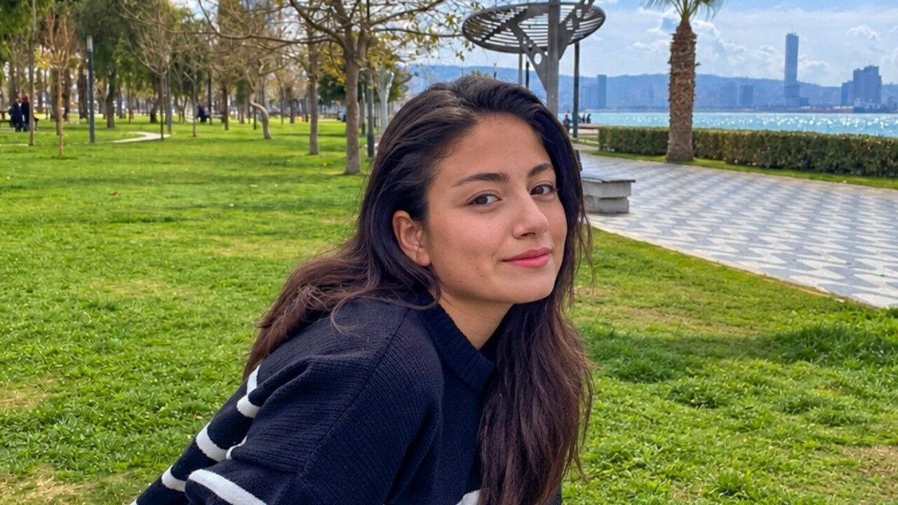 Melekin Hayalleri Portekizde Yarim Kaldi Genc Kiz Nehirde Ca 696111 6Aaafd