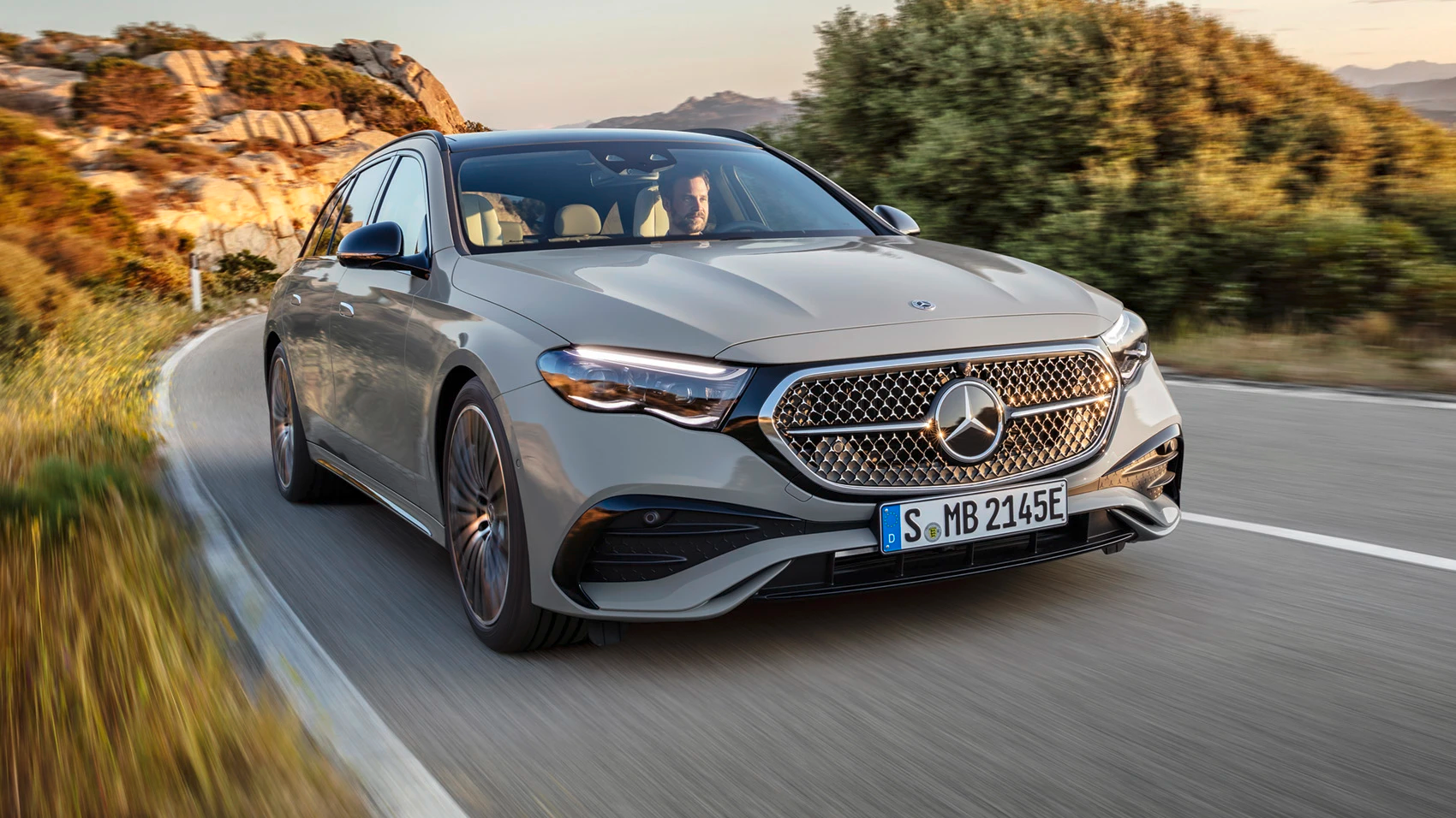 Mercedes E Seri̇si̇