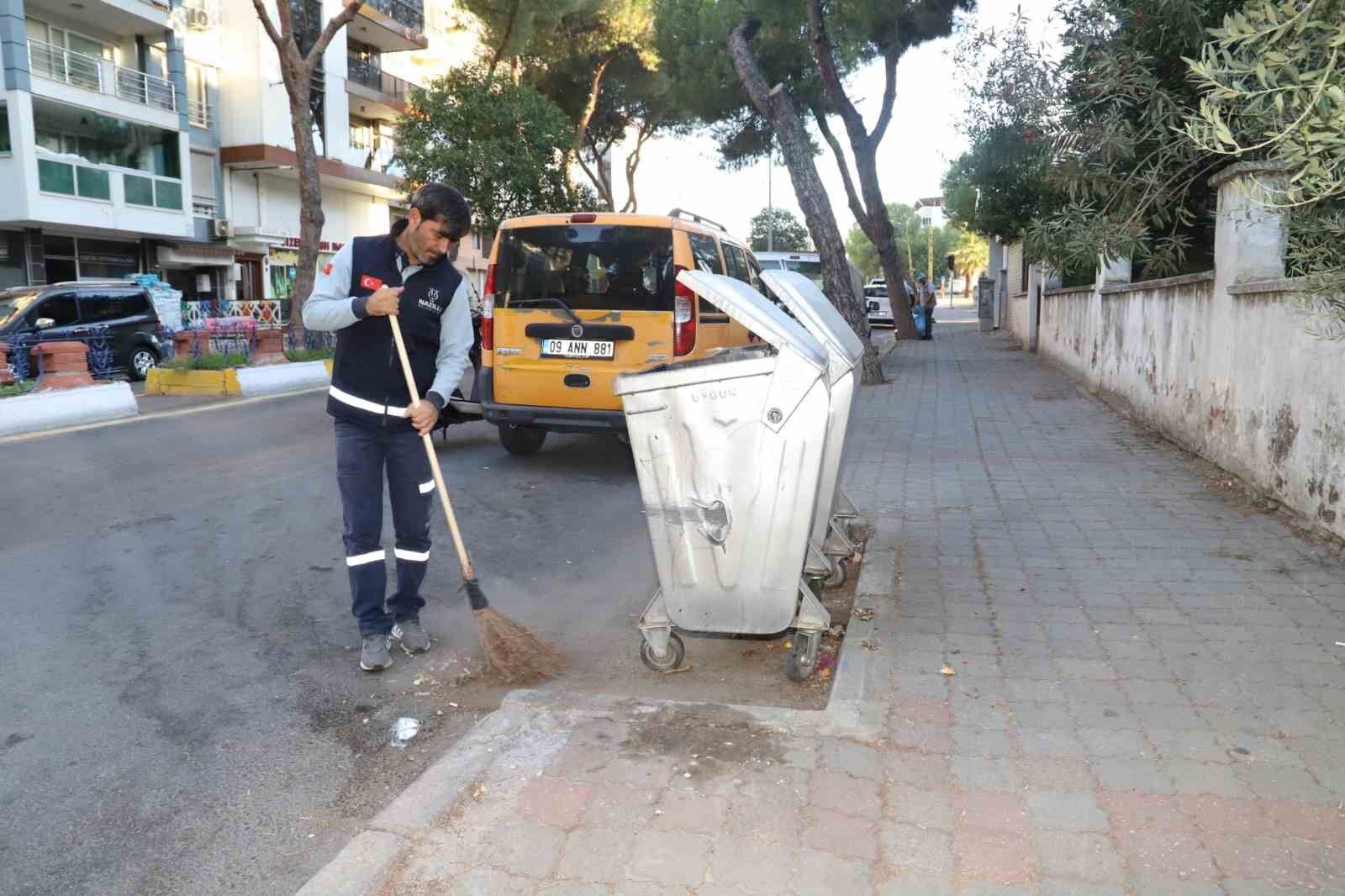 Nazilli Belediyesi’nden temizlik çalışması