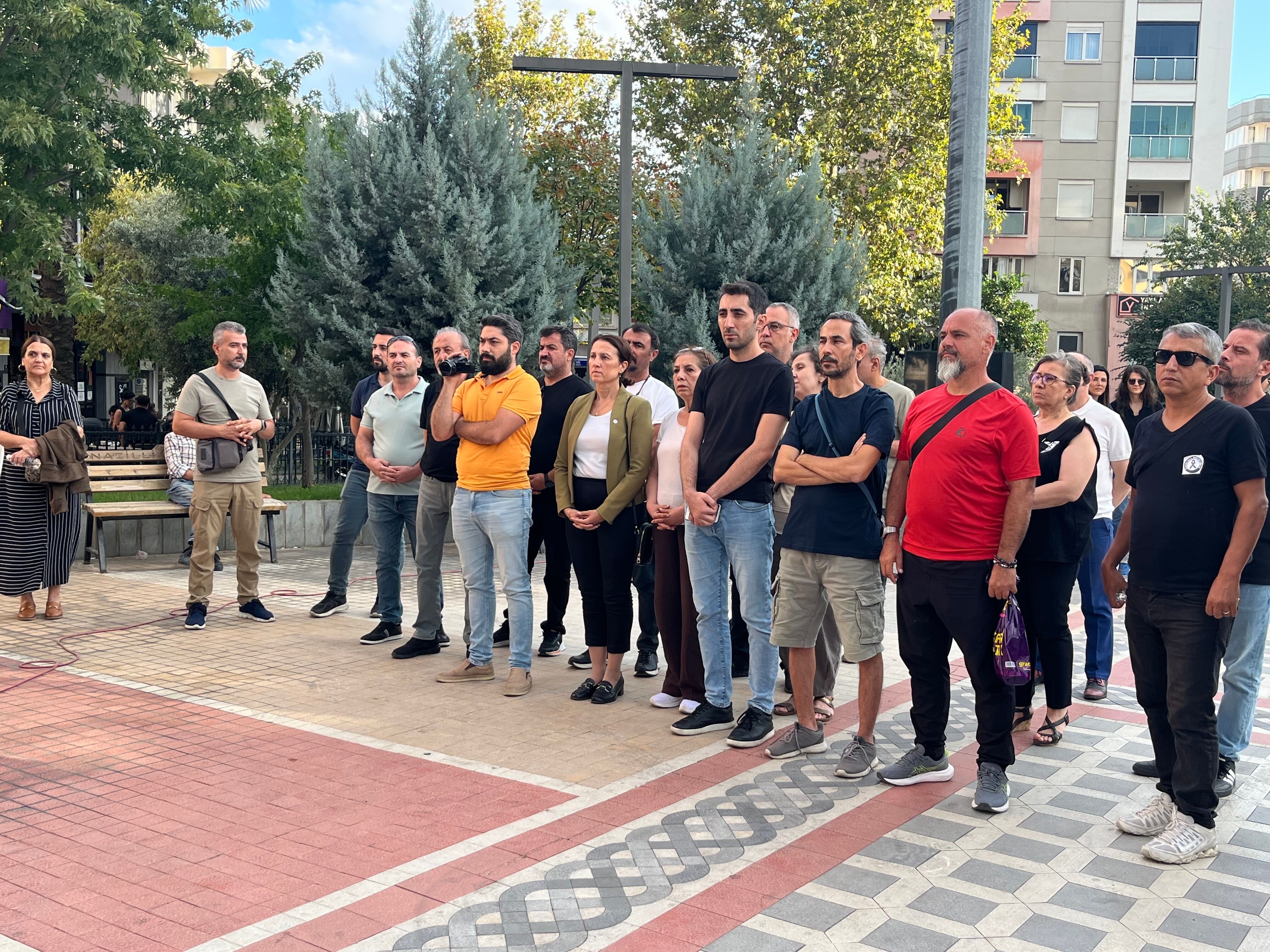 Nazillide Egitimisten Okul Cevresindeki Silahli Saldiriya Te 694601 3713C0