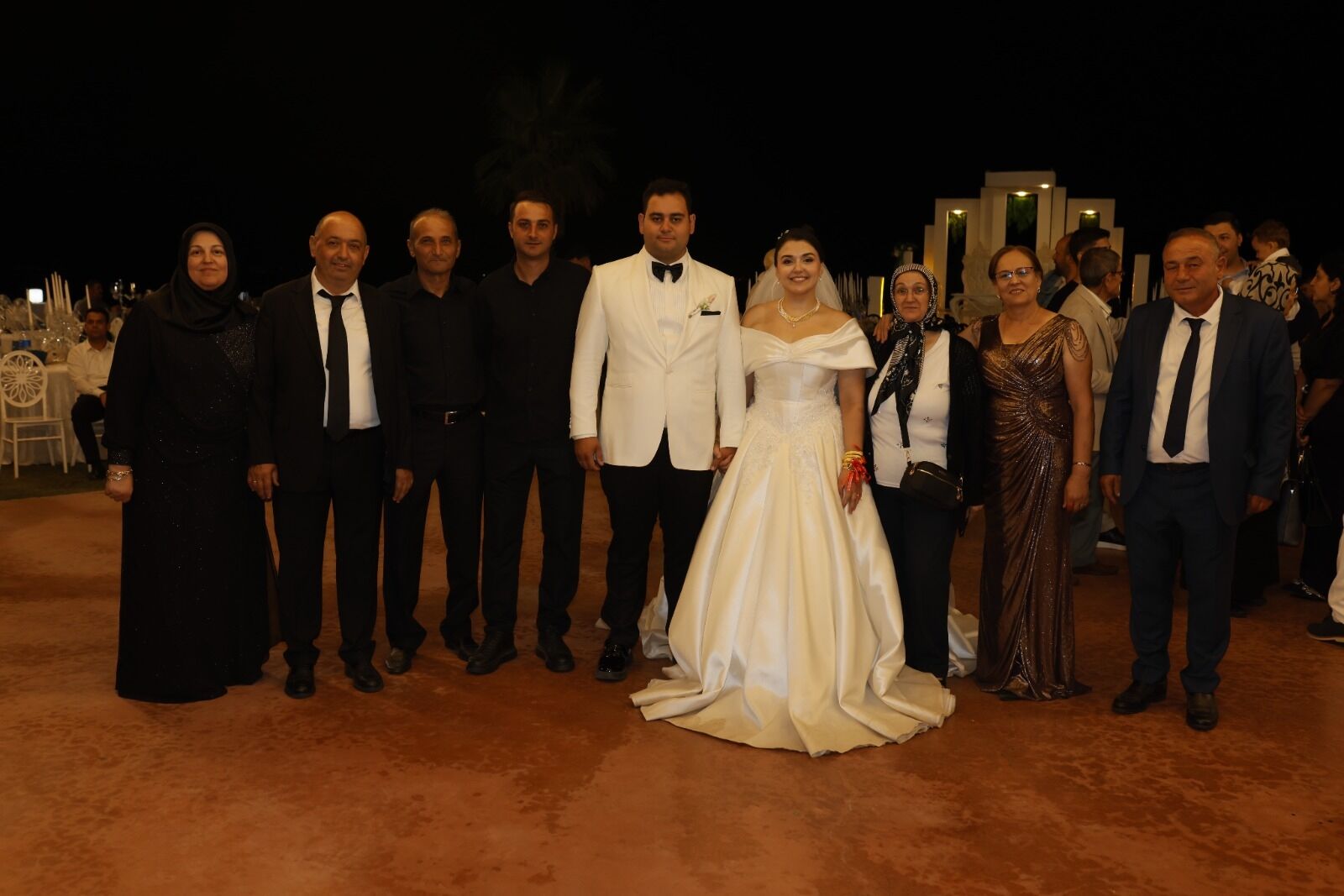 Nazillide Turkoglu Ve Dogan Ailelerinin Gurur Gecesi Ayse Ve 689380 133Acc