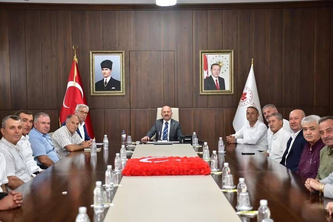 Nazillinin Tarihi Gundeme Getirildi Muhtar Kucuk Vali Varola 693176 798232