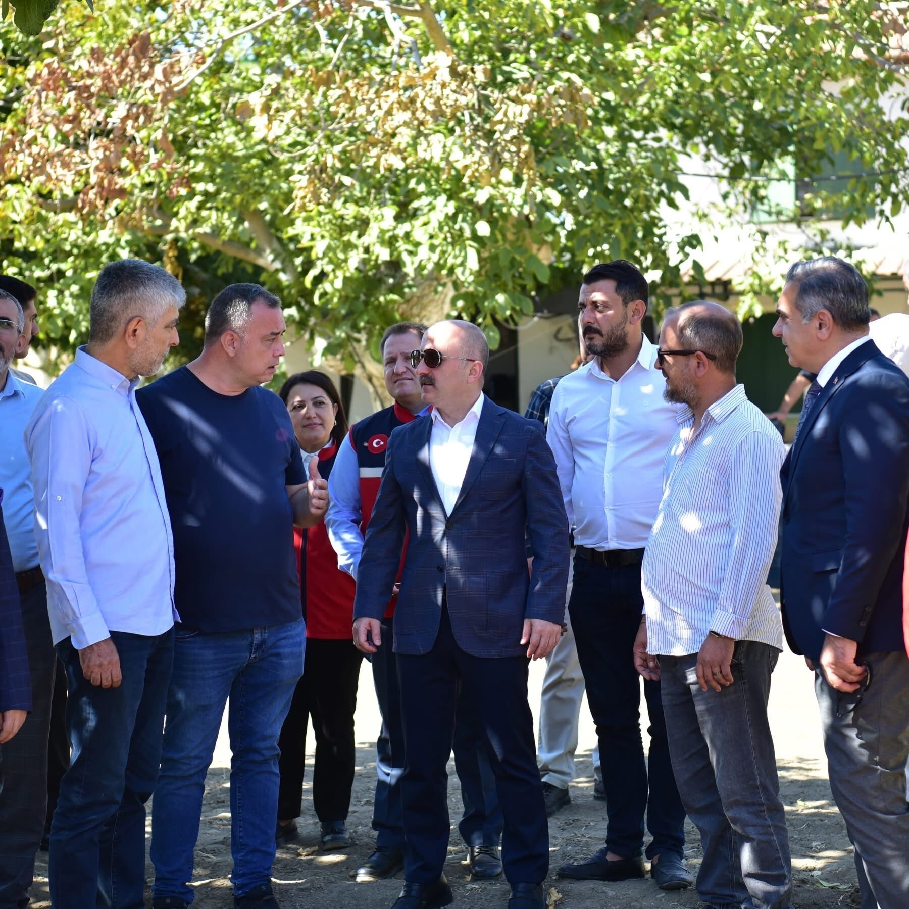 Vali Varol Germencikte Incir Ureticileriyle Bulustu 695085 4469Fe