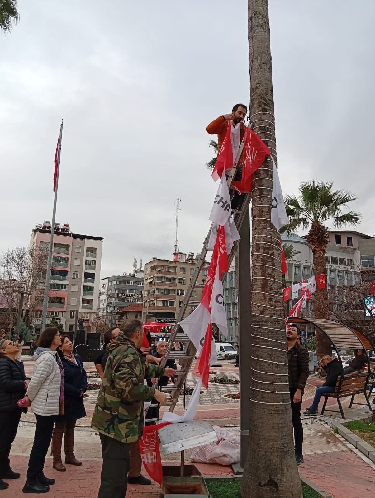 Yezdan Yildirim Sahada Parti Uyelerinden Adayligina Yogun Il 691851 5B890E