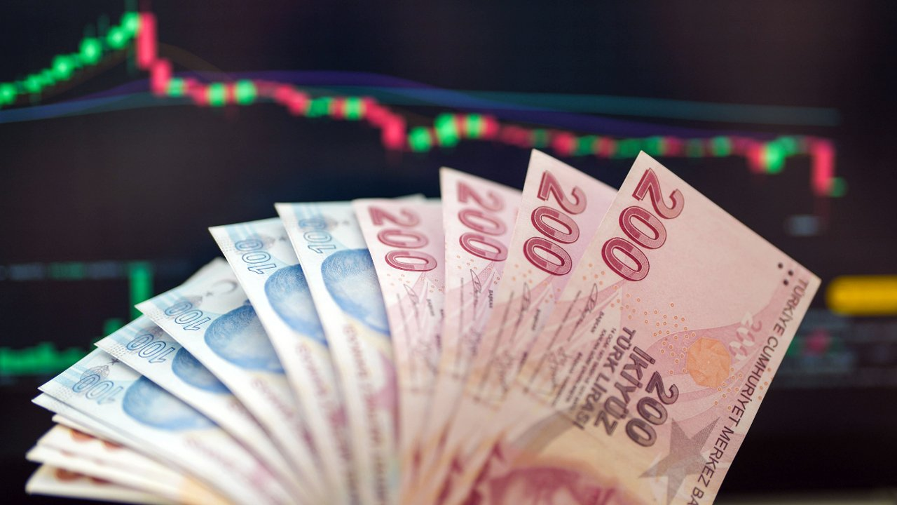 82 fonun tamamı yükseldi: Düşüş haftasında hangi kategori öne çıktı?
