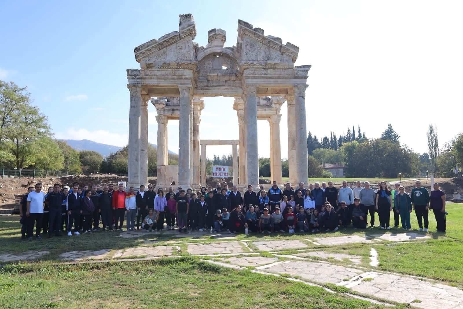 Afrodisias Antik Kentinde Saglik Icin Anlamli Yuruyus 696629 1Cc743