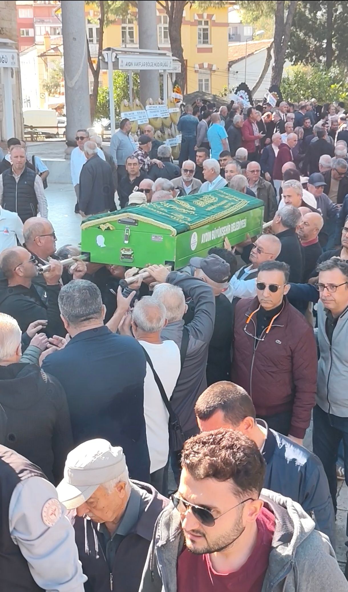 Anne Babasini Cinayete Kurban Vermisti Aciya Dayanamayan Dok 700737 4E16Ab