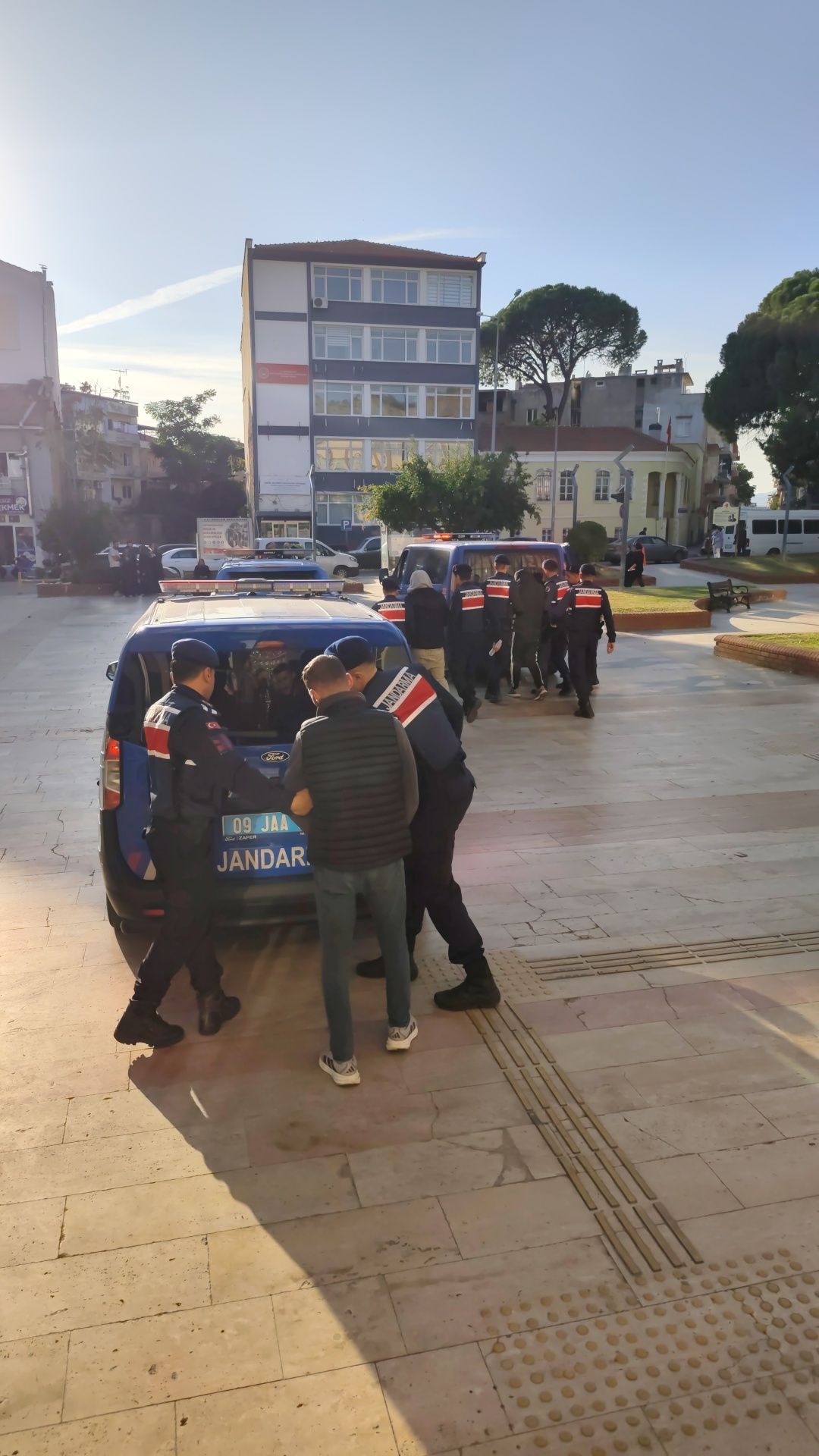 Aydinda Uyusturucu Operasyonunda 3 Tutuklama 701816 291Ea6