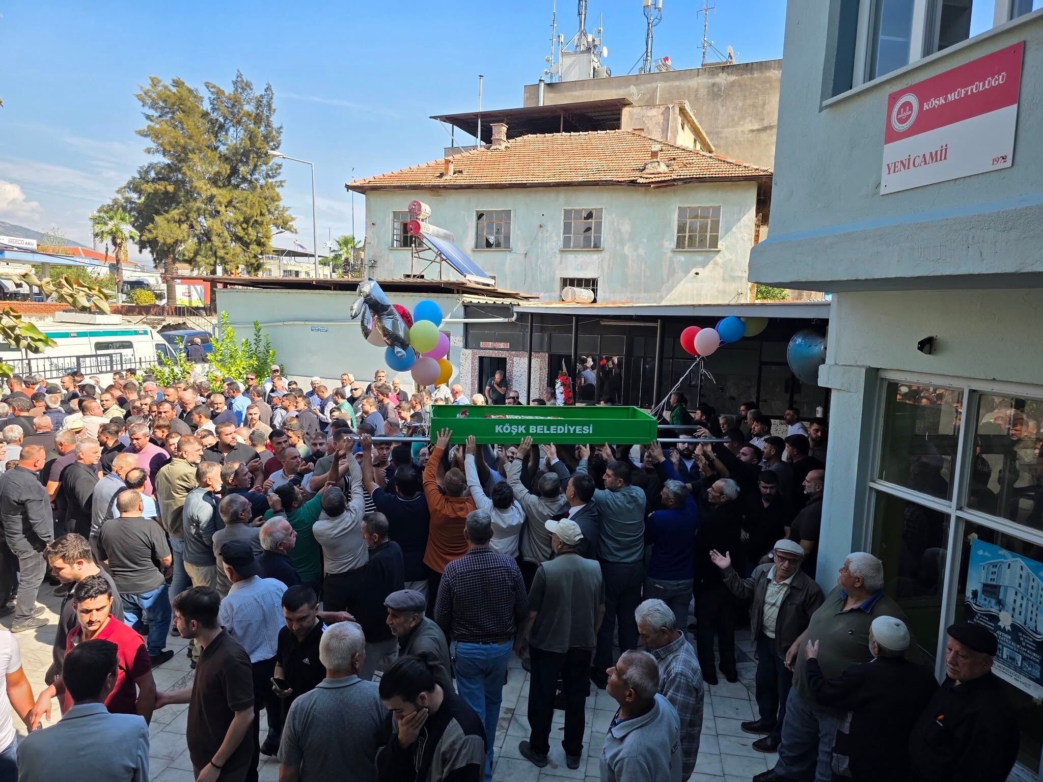Aydinda Yurekleri Yakan Veda 696770 B05Ceb