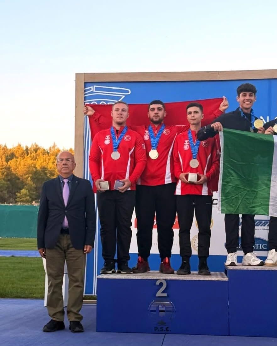 Aydinli Sporcular Avrupa Ikincisi Oldu 698682 07F238