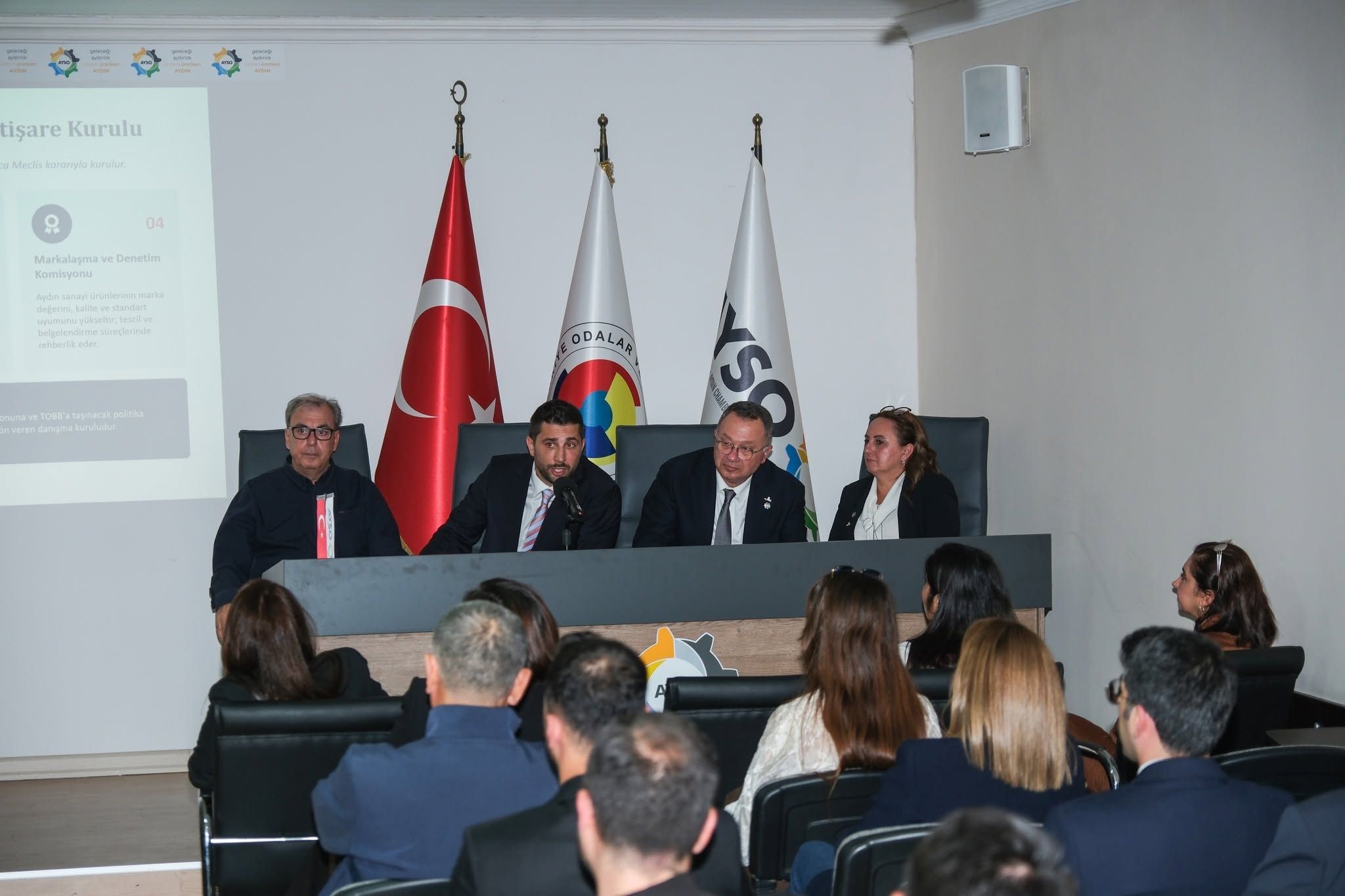 Aysoda Yeni Meclis Ilk Kez Toplandi 703534 60A6C8