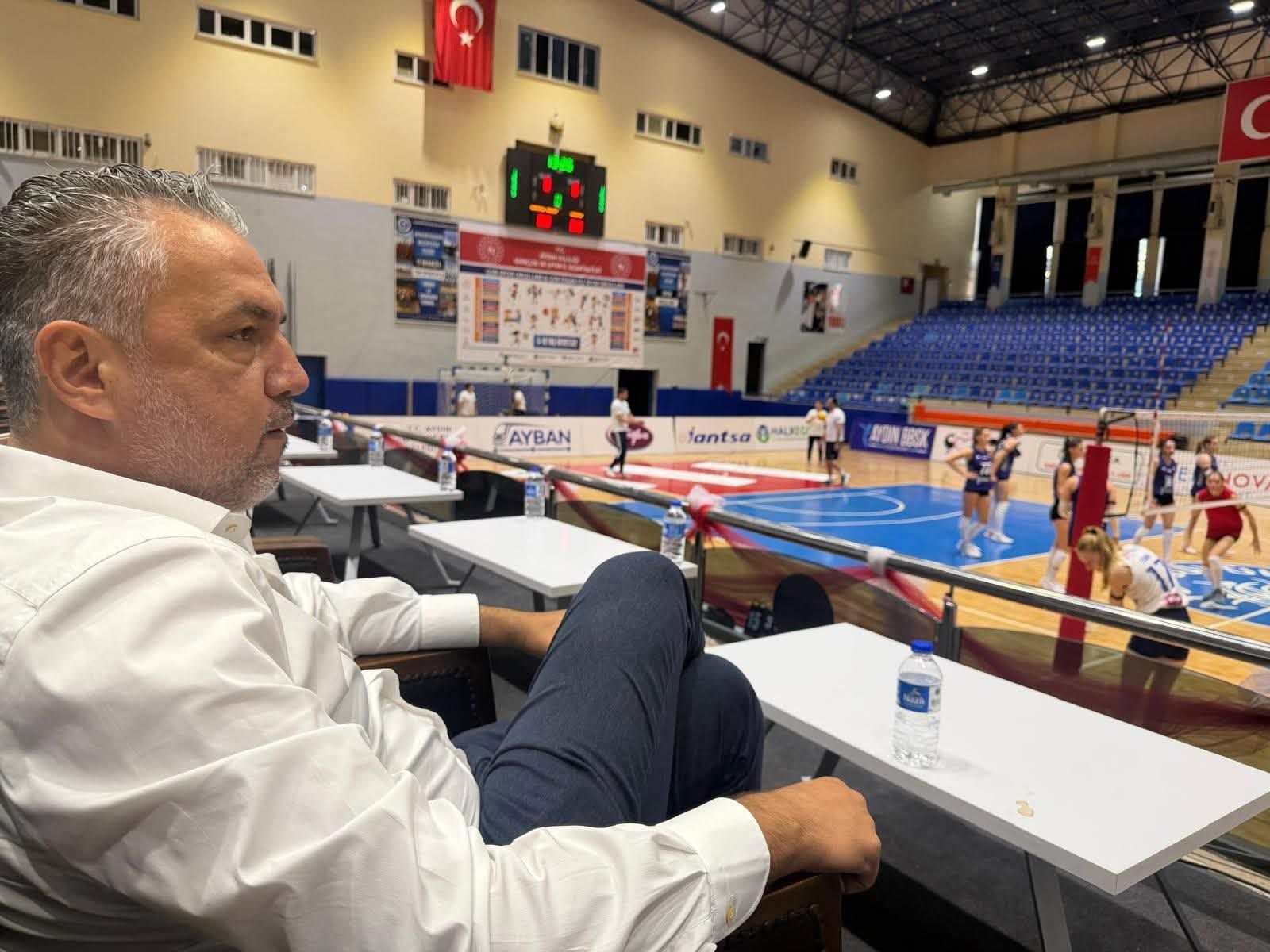 Baskan Altuntas Sahalarda Amator Sporun Yaninda 702816 17E91A