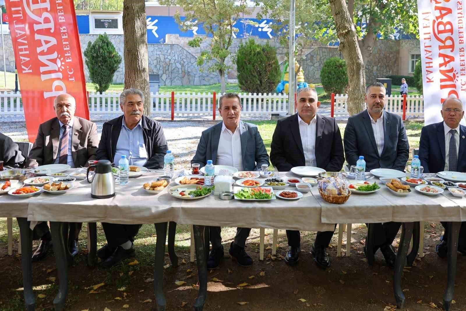 Baskan Yetiskin I Yi Ki Varsiniz 1792411503201 622296