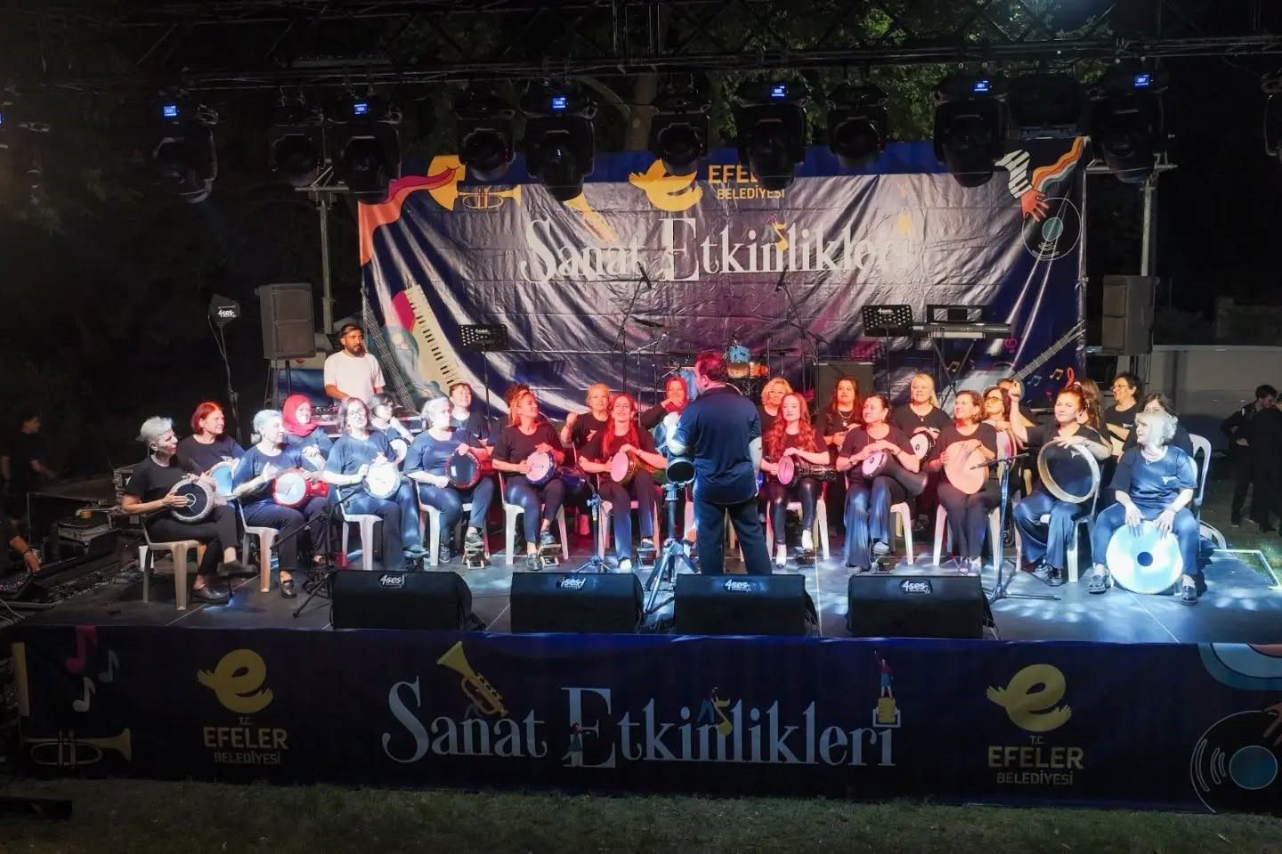 Cumhuriyet Bayrami Efeler De Dolu Dolu Kutlanacak 1793009703029 470899